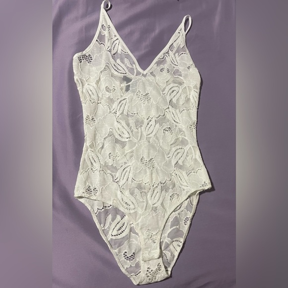 Aqua off white lace bodysuit gently worn - Picture 1 of 3